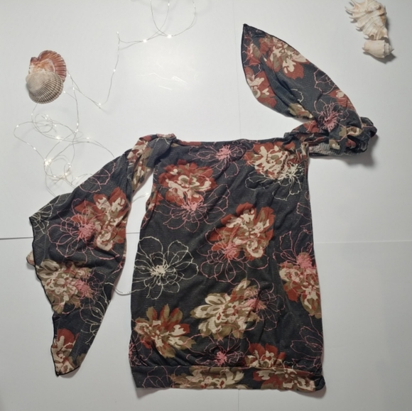 From Japan never worn unique shirt - Picture 2 of 6